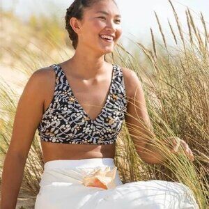 Gudrun Sjoden waterlily bikini top XL